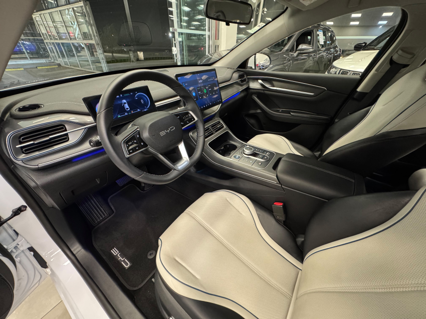 BYD KING 1.5 DM-I PHEV GS AUTOMÁTICO 15