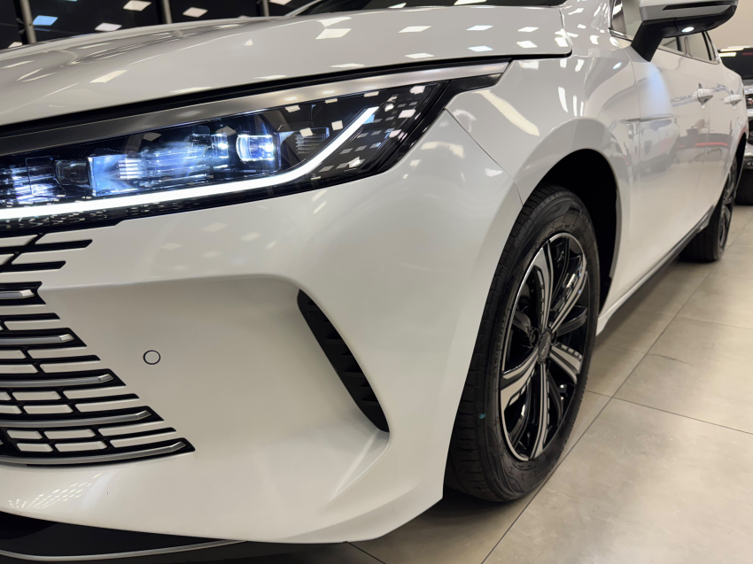BYD KING 1.5 DM-I PHEV GS AUTOMÁTICO 2