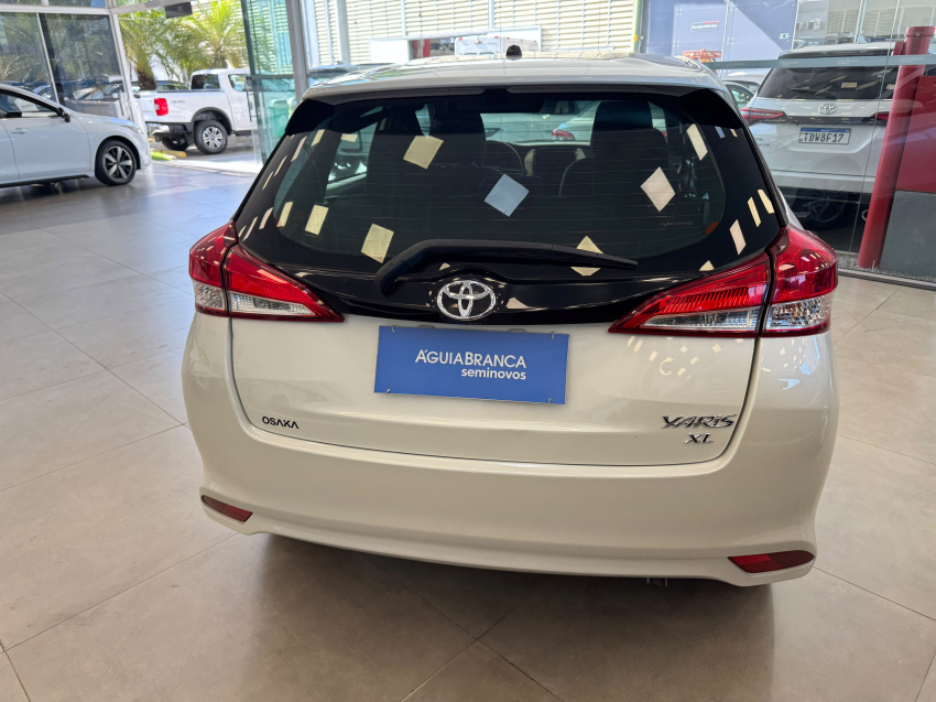 Toyota YARIS 1.5 16V FLEX XL PLUS CONNECT MULTIDRIVE 9