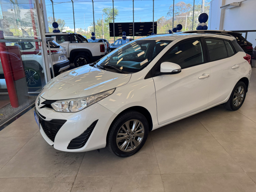 Toyota YARIS 1.5 16V FLEX XL PLUS CONNECT MULTIDRIVE
