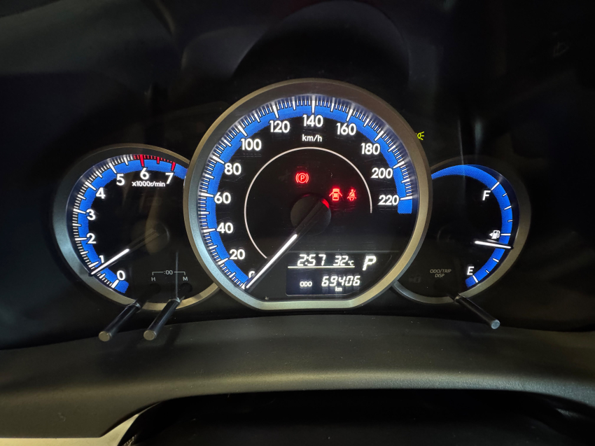 Toyota YARIS 1.5 16V FLEX XL PLUS CONNECT MULTIDRIVE 12