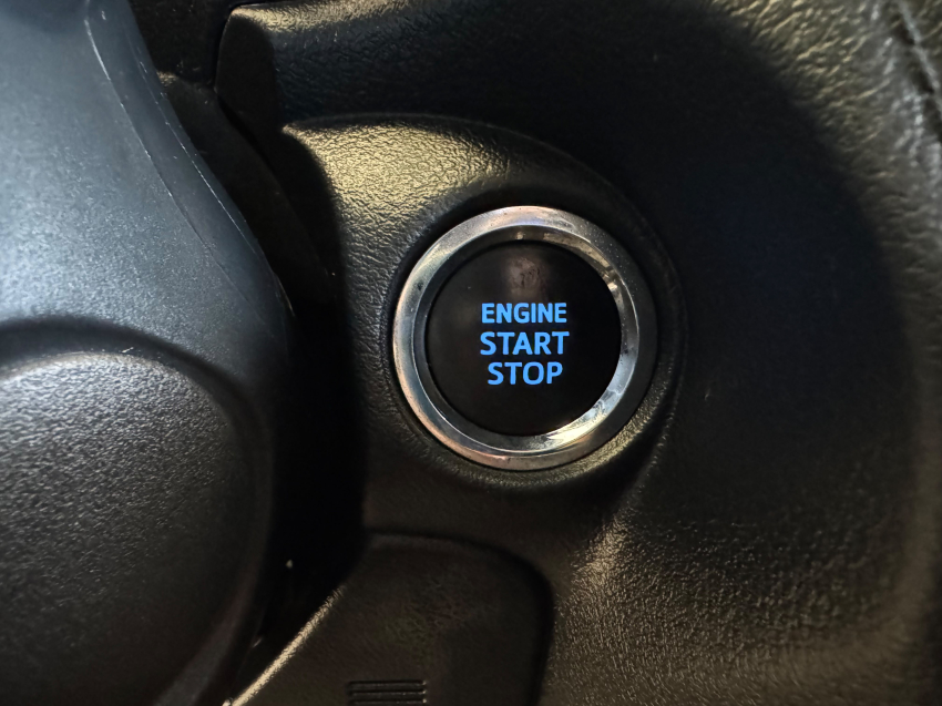 Toyota YARIS 1.5 16V FLEX XL PLUS CONNECT MULTIDRIVE 17