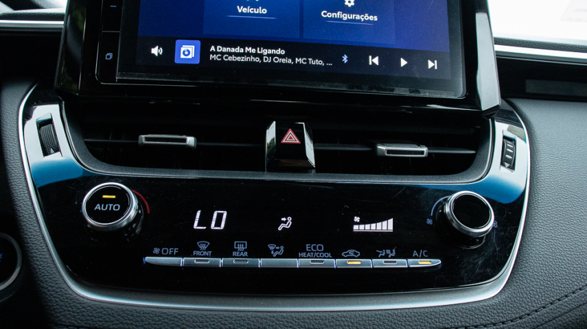 Toyota COROLLA CROSS 2.0 VVT-IE FLEX XRE DIRECT SHIFT 18