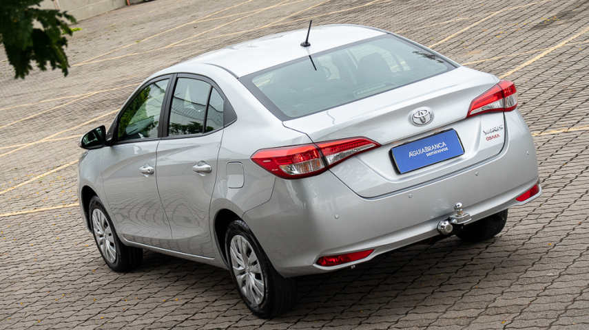 Toyota YARIS 1.5 16V FLEX SEDAN XL LIVE MULTIDRIVE 7