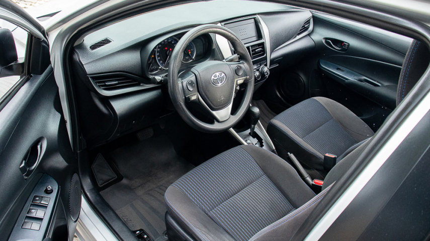 Toyota YARIS 1.5 16V FLEX SEDAN XL LIVE MULTIDRIVE 14