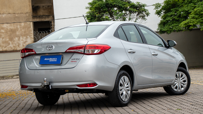 Toyota YARIS 1.5 16V FLEX SEDAN XL LIVE MULTIDRIVE 10