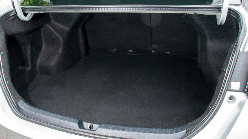 Toyota YARIS 1.5 16V FLEX SEDAN XL LIVE MULTIDRIVE 11