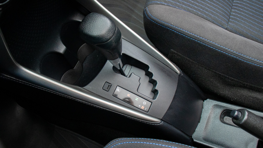 Toyota YARIS 1.5 16V FLEX SEDAN XL LIVE MULTIDRIVE 18