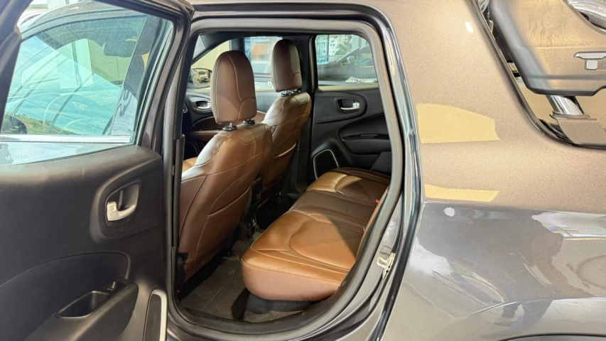 Carro BYD SONG PLUS