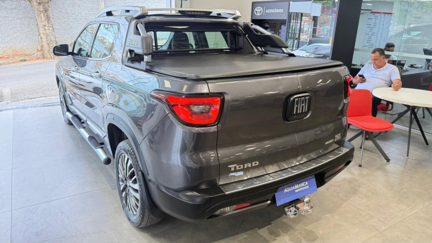 Carro BYD SONG PLUS