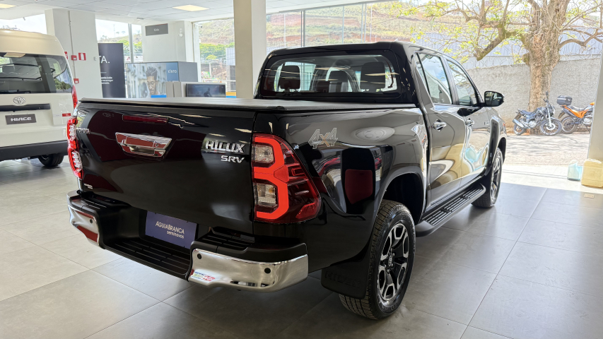 Carro Toyota HILUX