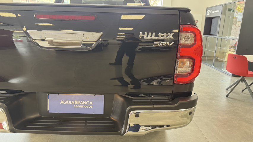 Carro Toyota HILUX