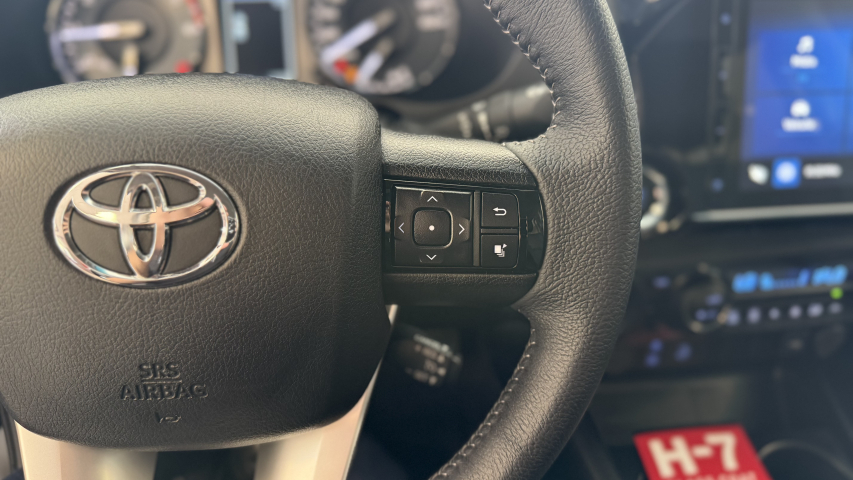 Carro Toyota HILUX