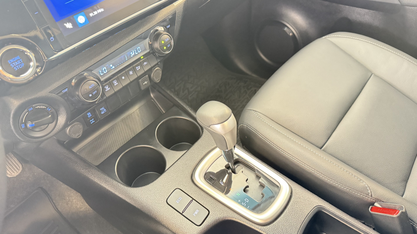 Carro Toyota HILUX