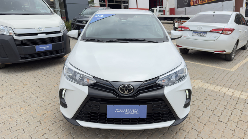 Toyota YARIS 1.5 16V FLEX SEDAN XS MULTIDRIVE 2