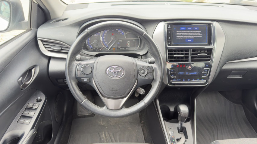 Toyota YARIS 1.5 16V FLEX SEDAN XS MULTIDRIVE 12