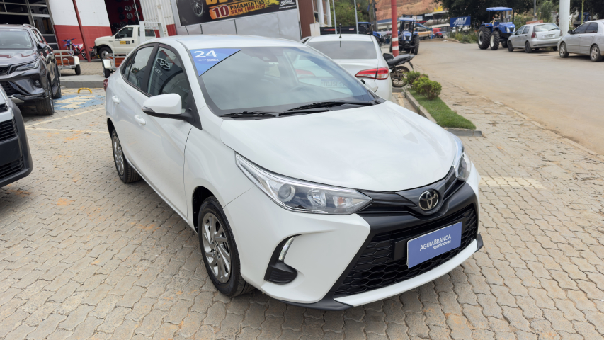 Toyota YARIS 1.5 16V FLEX SEDAN XS MULTIDRIVE 4