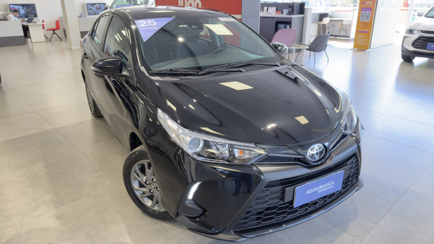 Toyota YARIS 1.5 16V FLEX SEDAN XS MULTIDRIVE 5