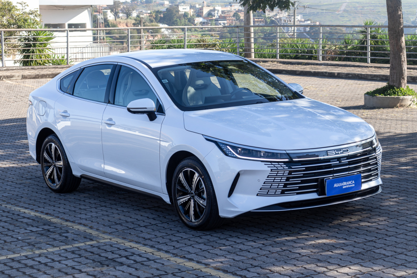 BYD KING 1.5 DM-I PHEV GS AUTOMÁTICO 4