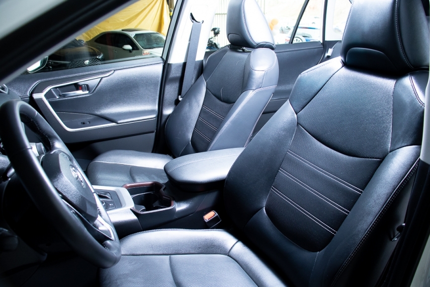 Carro Toyota RAV4