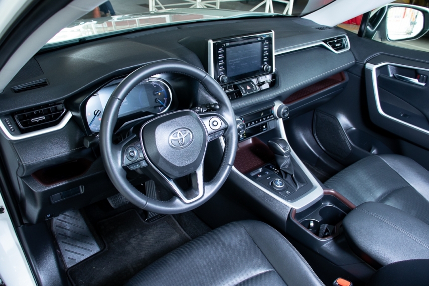 Carro Toyota RAV4