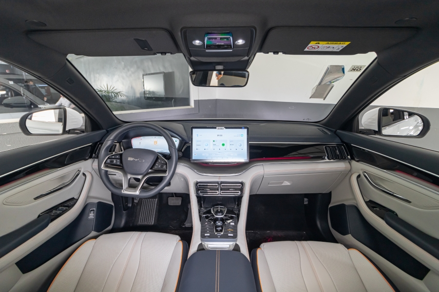 Carro BYD SONG PLUS