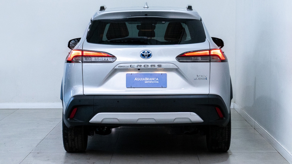Carro Toyota COROLLA CROSS