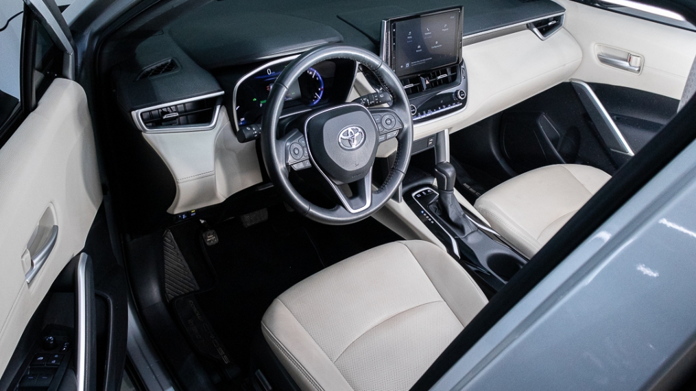 Carro Toyota COROLLA CROSS