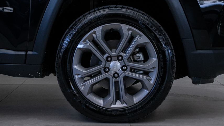 JEEP COMPASS 1.3 T270 TURBO FLEX LONGITUDE AT6 2