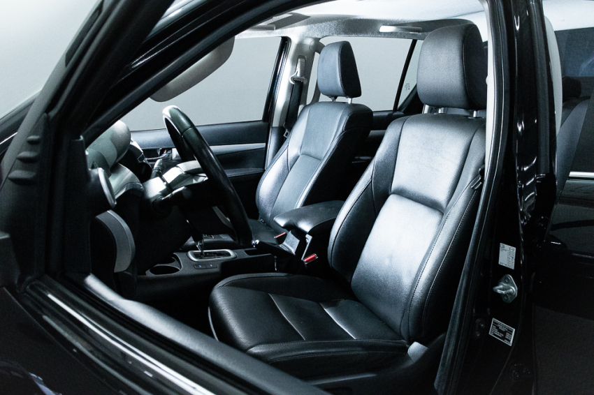 Toyota HILUX 2.8 D-4D TURBO DIESEL CD SRX 4X4 AUTOMÁTICO 22