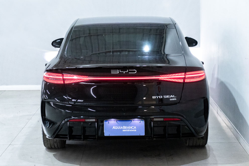 BYD SEAL 82,5 KW ELÉTRICO AWD 8
