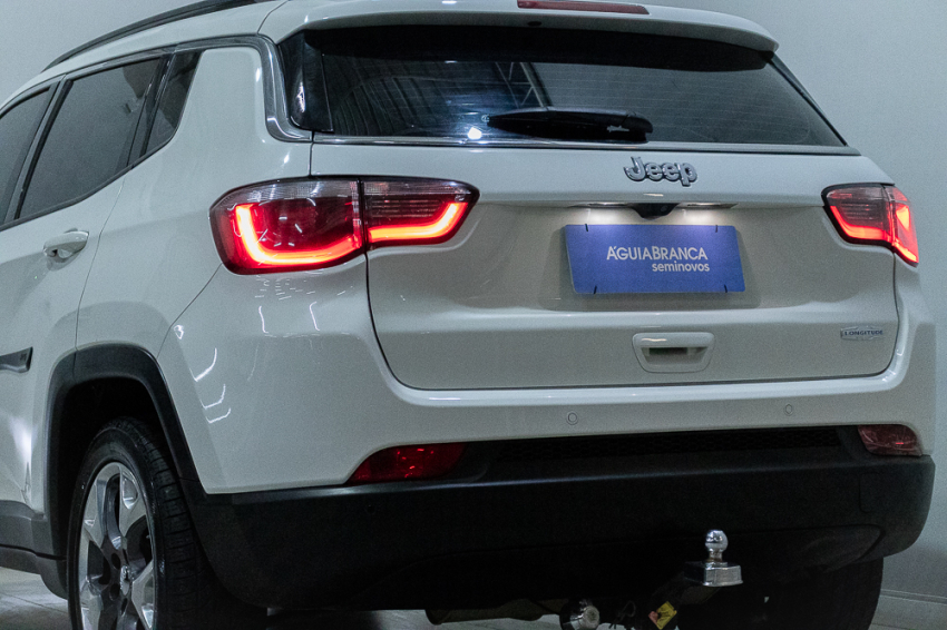 JEEP COMPASS 2.0 16V FLEX LONGITUDE AUTOMÁTICO 9