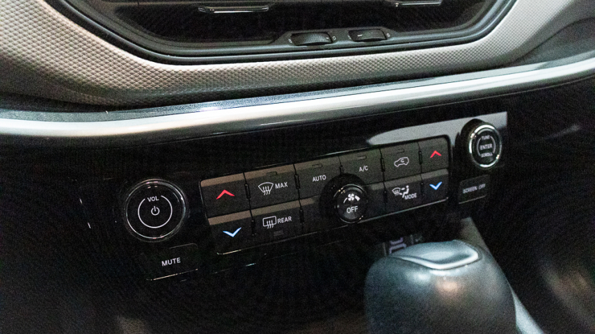 JEEP COMPASS 1.3 16V FLEX NIGHT EAGLE 4X2 AUTOMÁTICO 18