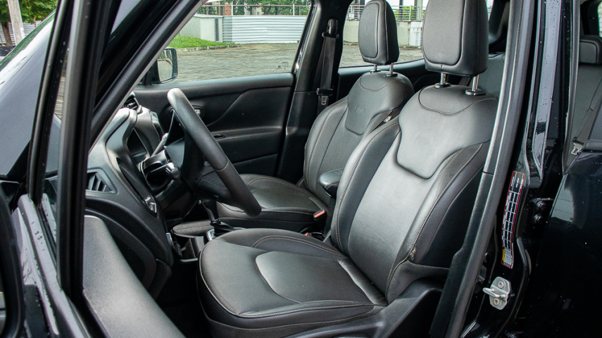 JEEP RENEGADE 1.3 T270 TURBO FLEX LONGITUDE AT6 20
