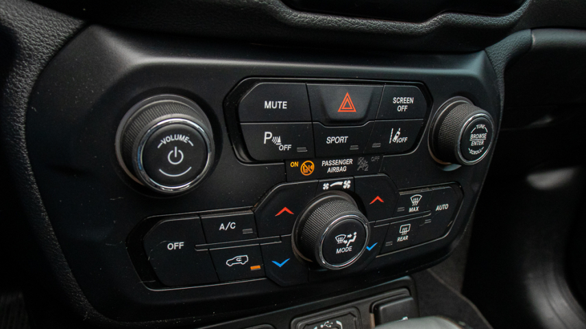 JEEP RENEGADE 1.3 T270 TURBO FLEX LONGITUDE AT6 17