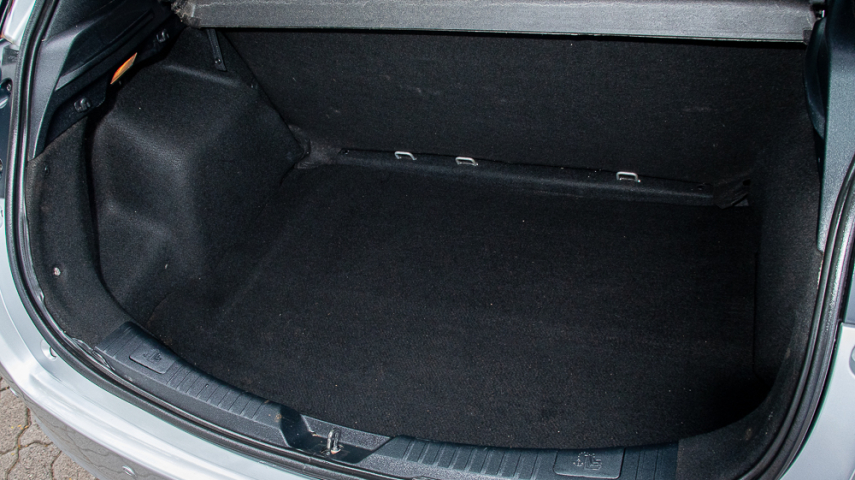 Toyota YARIS 1.3 16V FLEX XL LIVE MULTIDRIVE 12