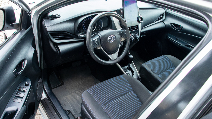 Toyota YARIS 1.3 16V FLEX XL LIVE MULTIDRIVE 17
