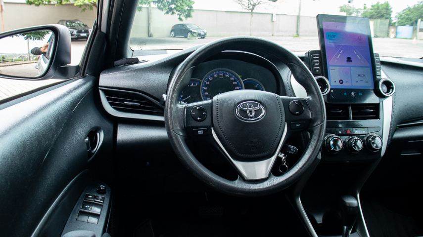 Toyota YARIS 1.3 16V FLEX XL LIVE MULTIDRIVE 20