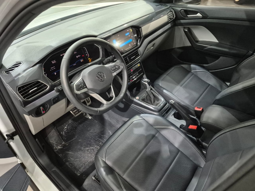 volkswagen t-cross 1.4 250 tsi total flex highline automatico 4p 2024