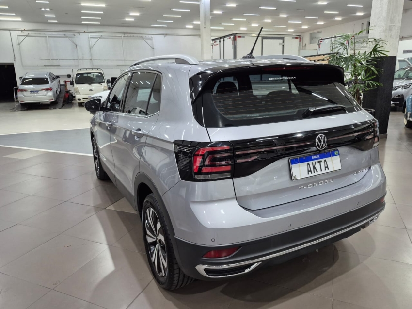 volkswagen t-cross 1.4 250 tsi total flex highline automatico 4p 2024