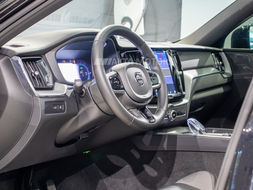 volvo xc60 2.0 t8 recharge polestar engineered awd geartronic hibrido 4p automatico 2024