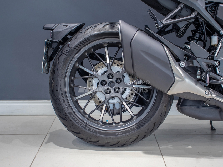 honda cb 1000 r black edition 998 gasolina manual 2023