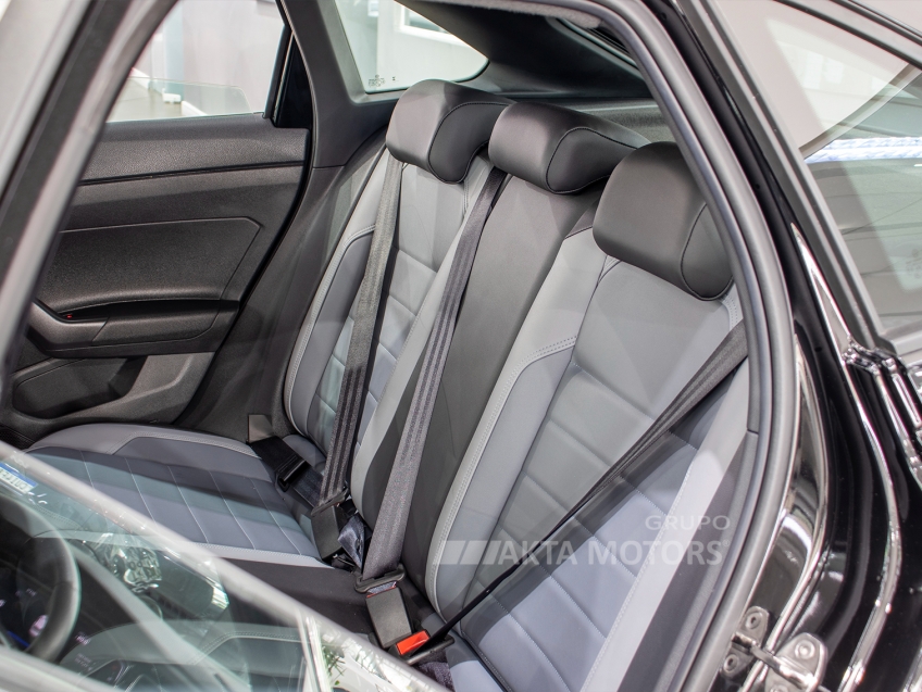 volkswagen nivus 1.0 200 tsi total flex highline automatico 4p 2024
