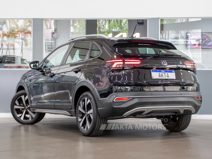 volkswagen nivus 1.0 200 tsi total flex highline automatico 4p 2024