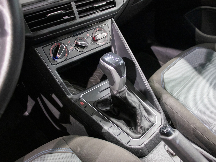 volkswagen nivus 1.0 200 tsi total flex comfortline automatico 4p 20247