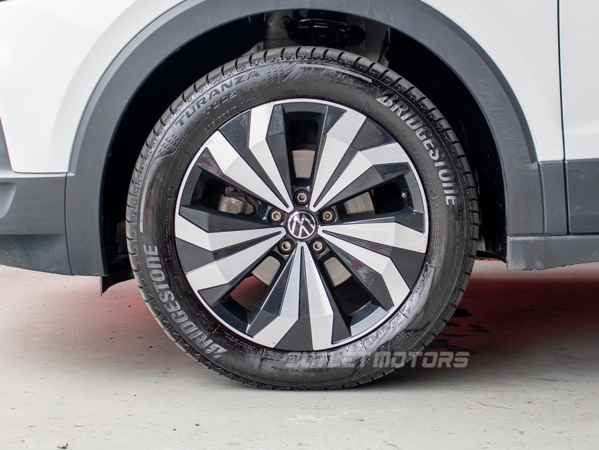 volkswagen t-cross 1.0 200 tsi total flex comfortline automatico 4p 202213