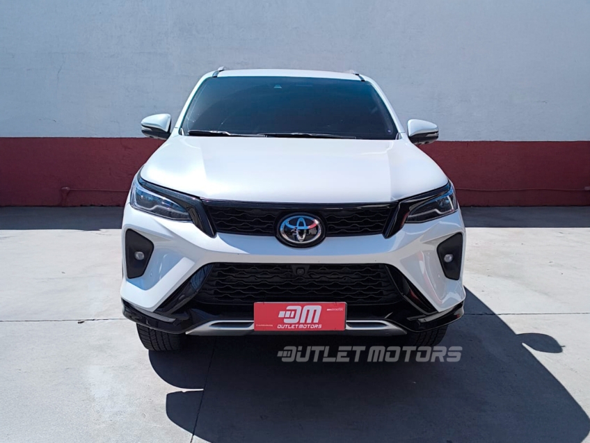 toyota hilux sw4 2.8 d-4d turbo diesel srx platinum 7l 4x4 automatico 4p 20241