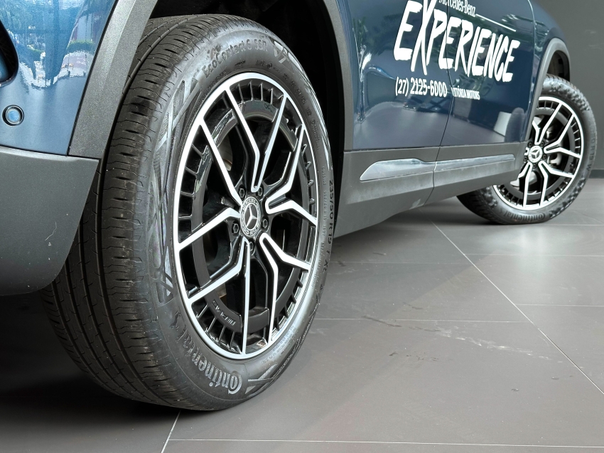 Carro Mercedes-Benz EQA 250