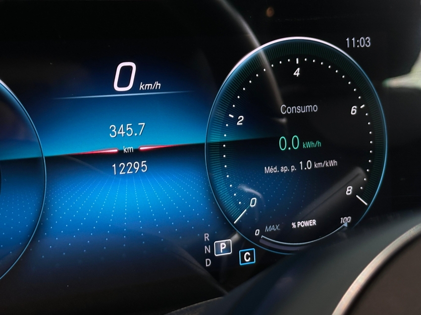 Carro Mercedes-Benz EQA 250