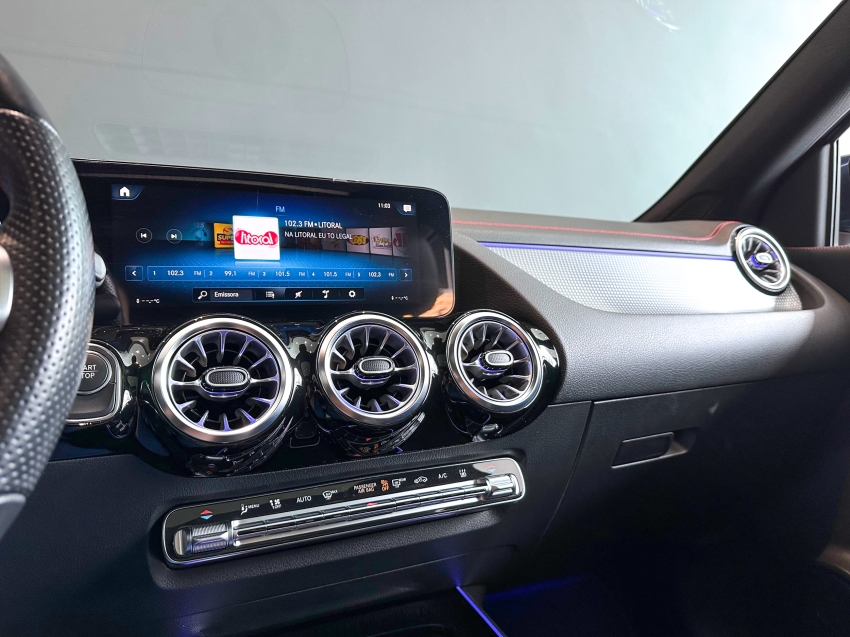 Carro Mercedes-Benz EQA 250